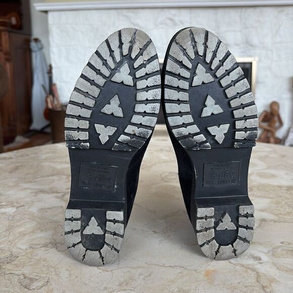 DAV Leeds Waterproof Velvet Lace Up Lug Sole Ankle Boots - Picture 9 of 10